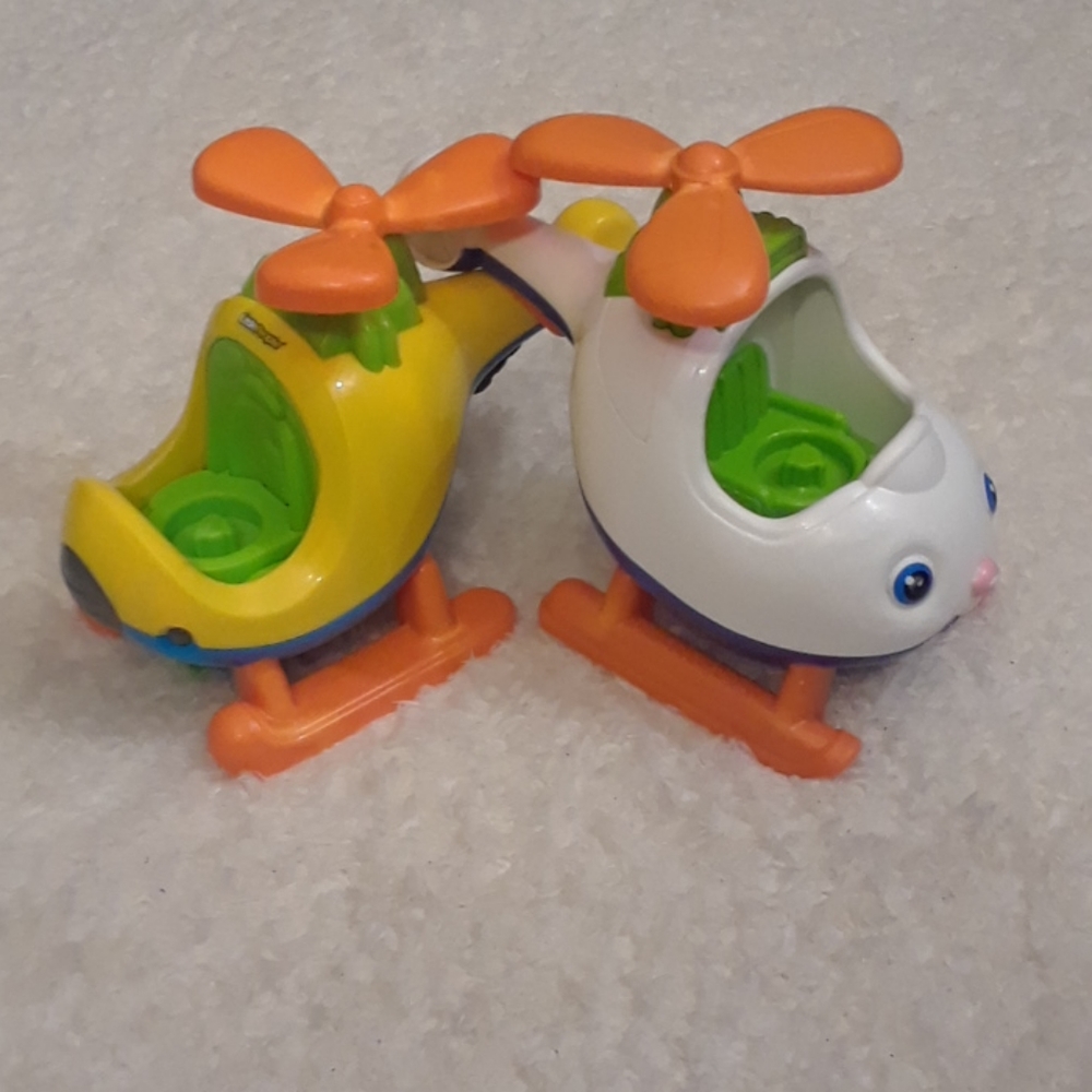 Fisher-Price Little People Spin n Fly - Picture 3 of 16